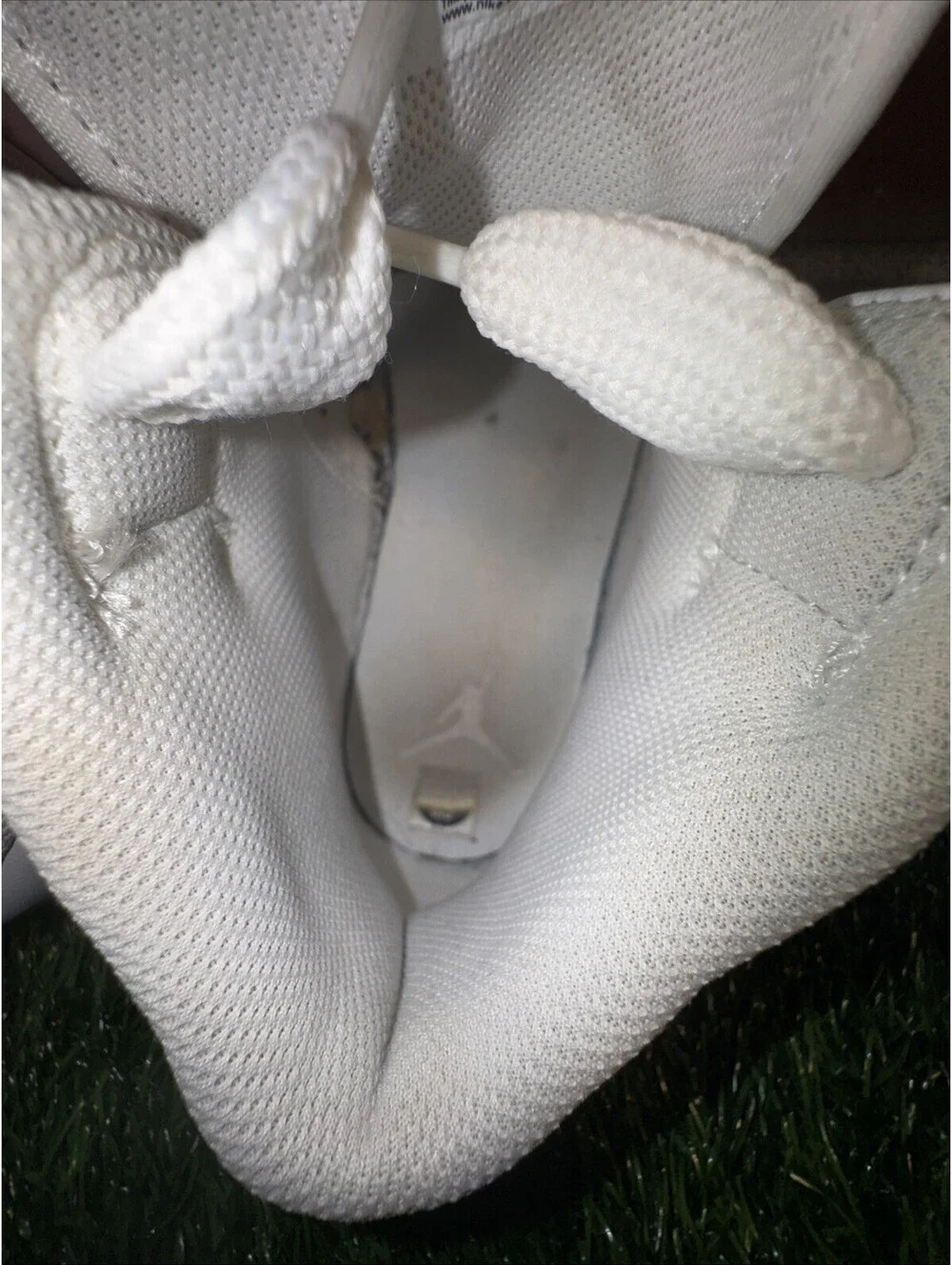 Size 8.5 - Jordan 1 Mid Triple White